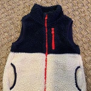 Gap shearling vest, 2T